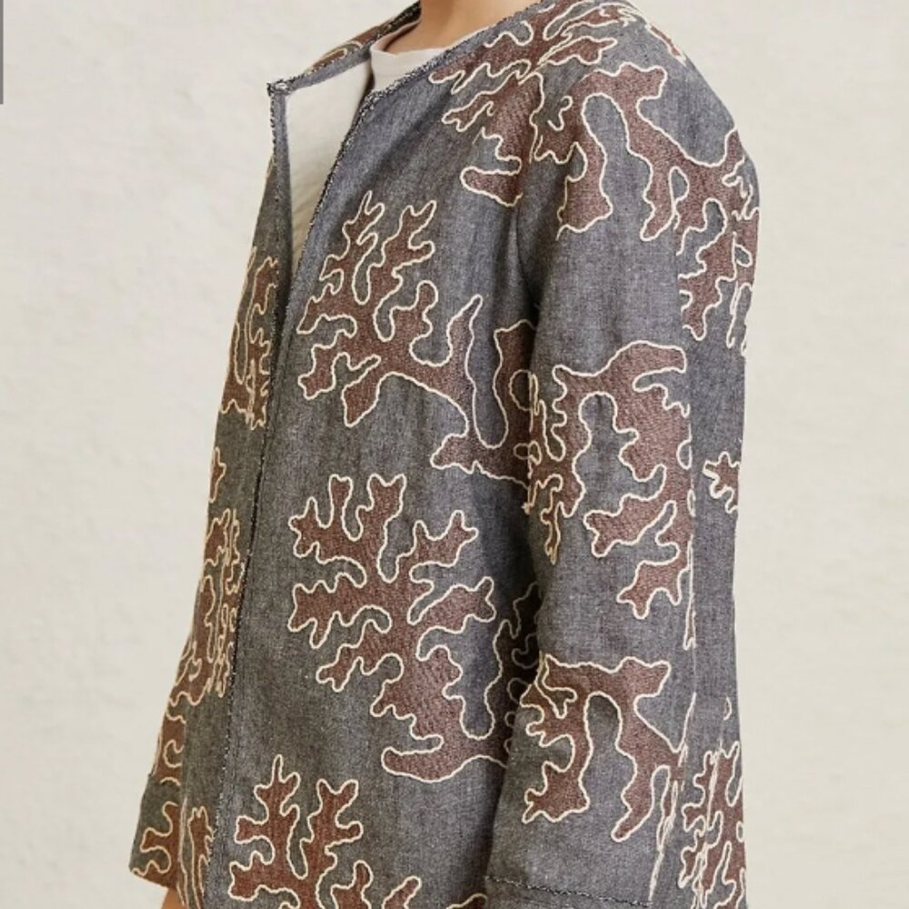 Embroidered Crew Neck Jacket - Picture 7 of 13